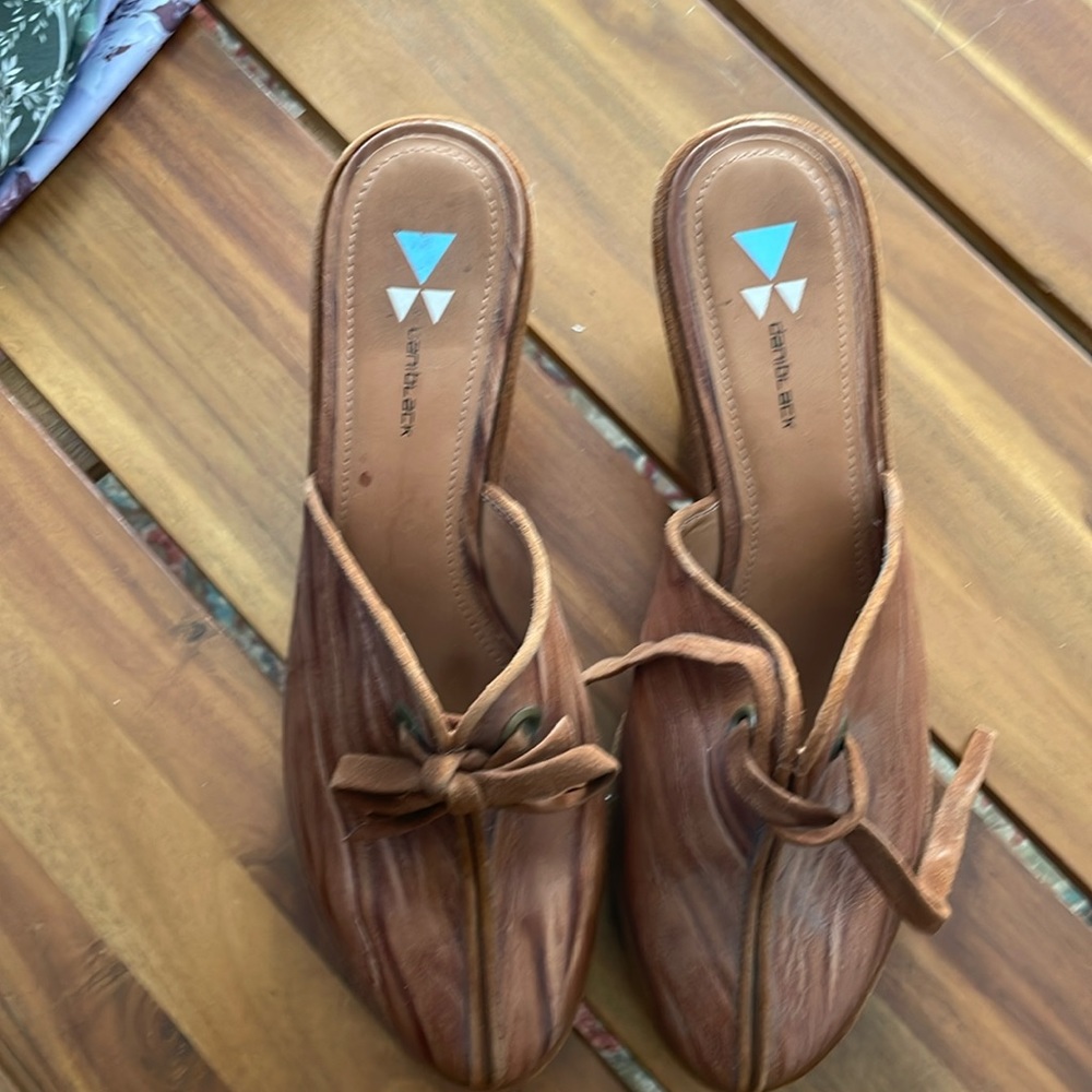 Daniblack clogs